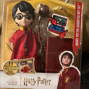 Warner Bros. Harry Potter Quidditch Set - Red and Black